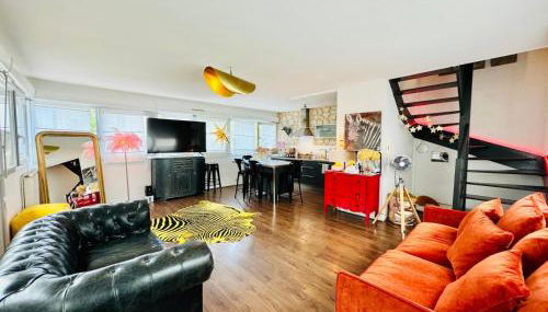 Loft atypique 130 m2 Clim patio couvert et terrasse pkg gratuit tram à 5mn à pied un accès direct au centre-ville - Foto 1