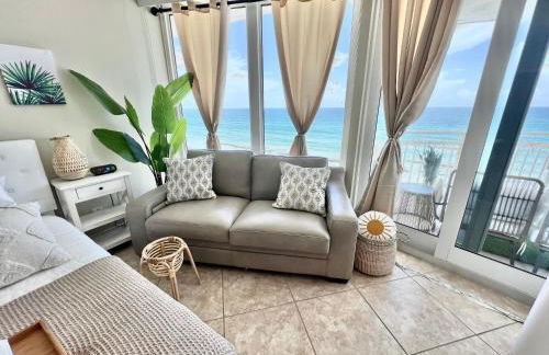 Penthouse Beach Oasis 704 Lovely Daytona ocean front incredible ocean view - Photo 4