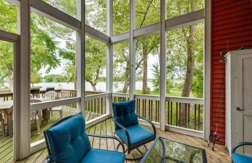 Island Retreat on Pistakee Lake Deck and Gas Grill! - Photo 20
