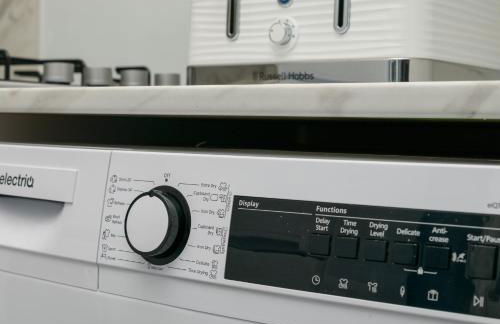 The Whitehouse M6, Junction 10 With Parking - Foto 35