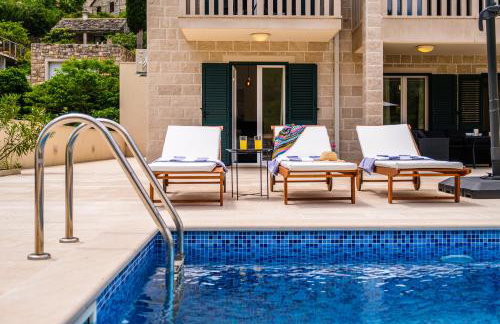 Villa Janie with a pool for up to 16 people - Photo 60