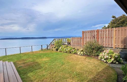 Luxury Bayfront Oasis with Private Beach Access, Near Tulalip Casino and Outlets! - Foto 36