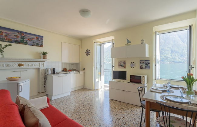 Il Timone in Colonno - Photo 1