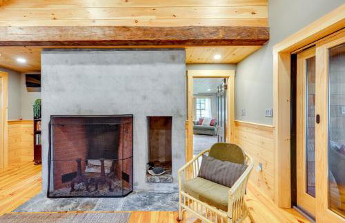 Lakefront Lovell Home with Dock Walk to Town Beach! - Foto 10