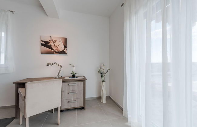 Stylish Villa With Private Pool and Terrace - Foto 23