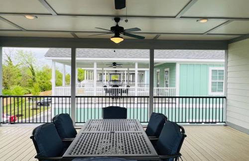 Luxury 4 Bedroom Home and private deck by MCG 6 - Foto 4