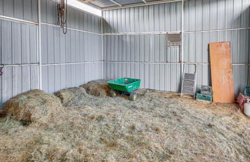 On 17-Acre Lot with Barn and Patio Rural Aztec Home - Foto 32