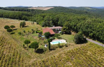 Maison Littré - Piscine chauffée - Au calme entre vignes et forêt - Foto 5