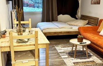 Nähe Uni Campus inklusive Parkplatz Boho-Suite by Rentigo - Perfekt für einen Aufenthalt in Zentrumnähe! - Foto 1