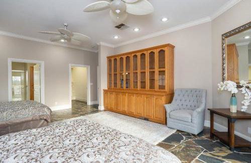 Yosemite Gateway Sleeps 18 - Coarsegold Villa near Bass Lake - Foto 34