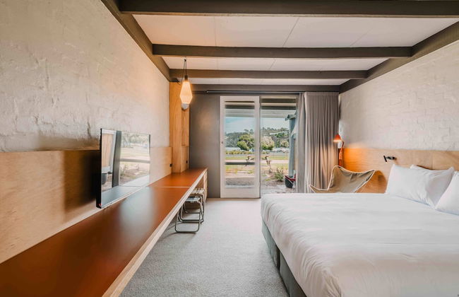 The Black Dolphin Holiday Park - Photo 50