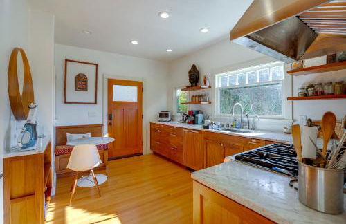 Golden Gate and Sunset Views! Classic Berkeley Home - Photo 5