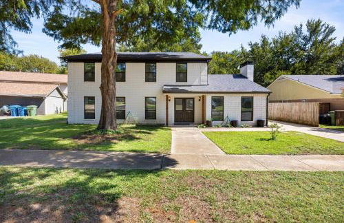 New! Flower Mound Home with Pool and Firepit - Foto 11