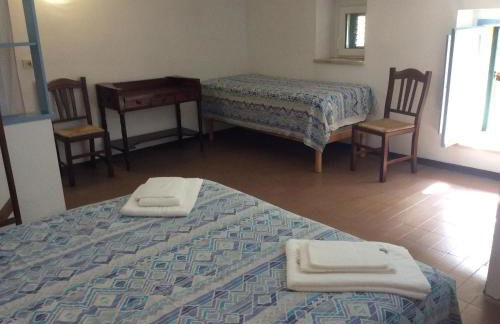 Villino with Garden - Photo 32