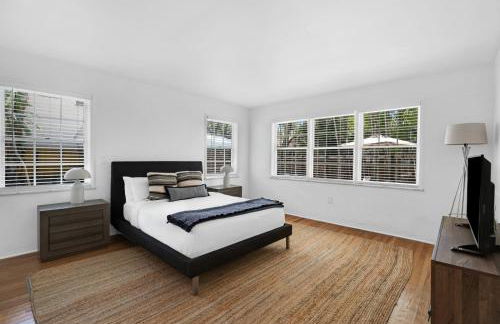 Memory Lane Cozy Home with Pool Lush South Miami - Foto 29