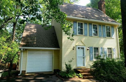 4-Bedroom House Close to Beach - Foto 1