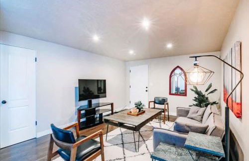 Unique DT UofU 2Bd and1Ba Duplex King Full Home - Foto 9