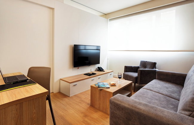 Sercotel Logroño Suites - Photo 15