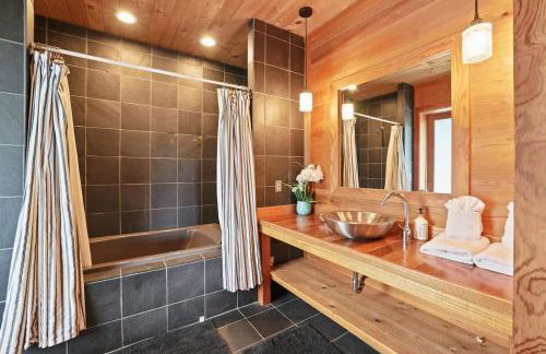 One Of A Kind Home in VA Wine Country on 50 acres - Foto 51