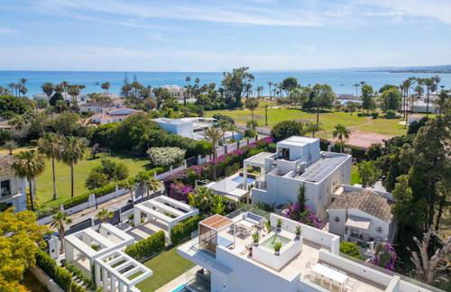 Brand New 7B Villa Zelda Beachside New Golden Mile - Photo 4