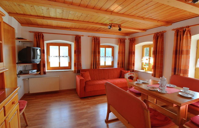 Lovely Holiday Home in Viechtach near Forest - Photo 8