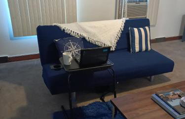 Family Friendly Upper Flat Minutes from Downtown, LCA & Ford Field - Foto 19