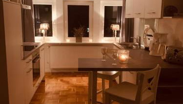 mitten im dorf - Foto 2