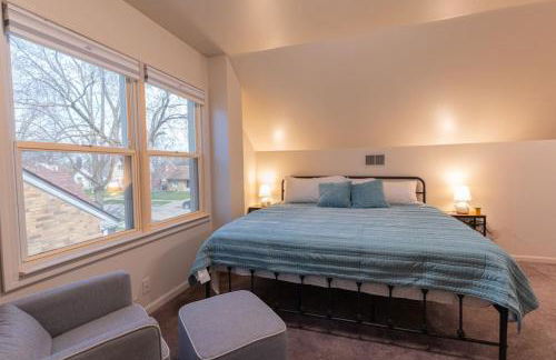 4 Bedroom 2 and a half bath that Sleeps 8 Near it all Ford Telegraph - Foto 29