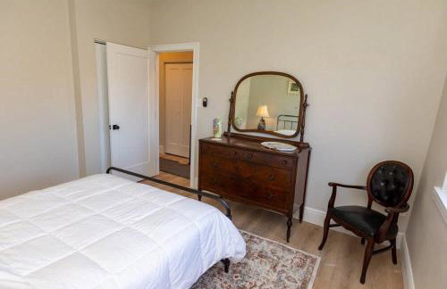 Historic & Sophisticated Walk to Casino Stadiums - Foto 9