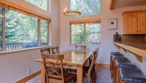 Bridgepoint Condo 08 - Photo 3