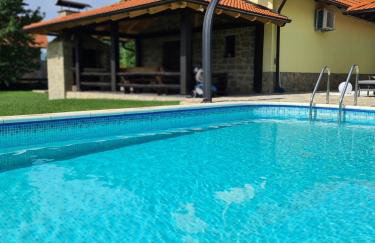 SPA HOLIDAY HOUSE REŽEK - Lovinac - Foto 5