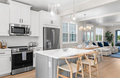 NEW! Manatee Dreams, Pool & Boat Slip, Min to AMI! - Foto 23