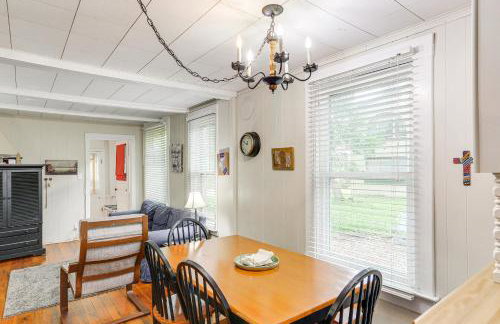 Walk to Lake Historic Lakeside Marblehead Cottage - Foto 8