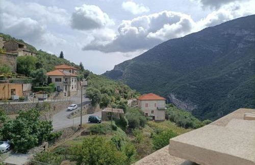 House of the Arches - Photo 7