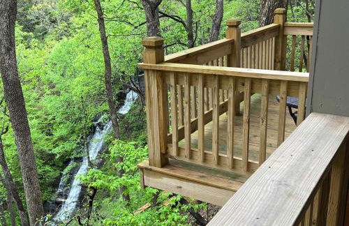 Waterfall Overlook at Bearfoot Falls - Foto 20