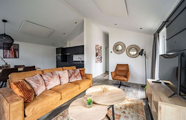 Nice Chalet With Combi Microwave, Near the Maas - Foto 8