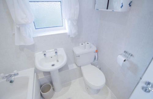 2 Bed House - BHX - NEC - Photo 6