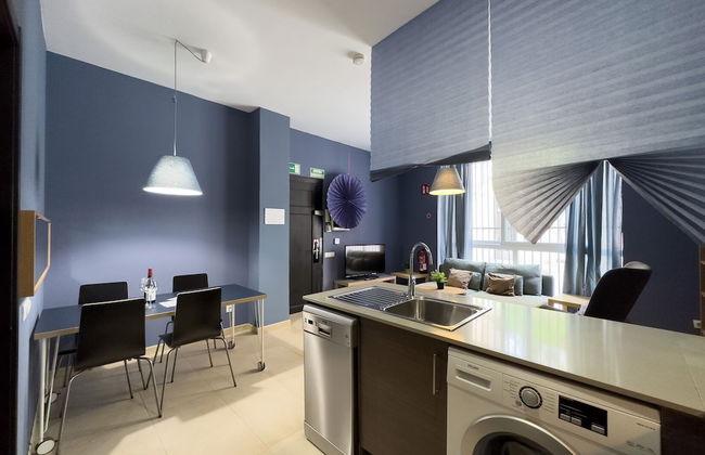 AinB Barcelona Sants Apartments - Photo 56