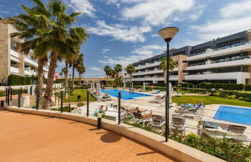 Imperial Flamenca Apartments - Photo 9