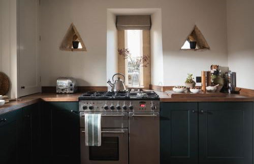 The Little Barn - Photo 7