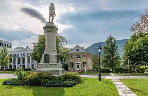 Quintessential VT Cottage in Manchester Village - Foto 13