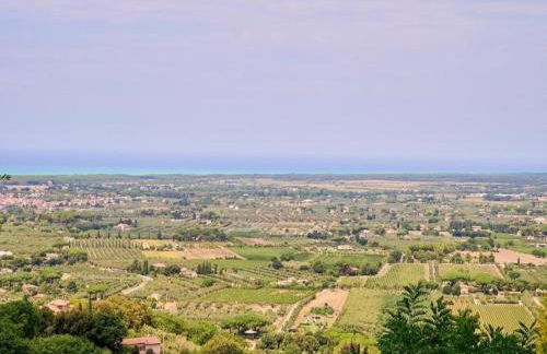 Huge Holiday Home in Marina di Castagneto Carducci near Sea - Foto 91