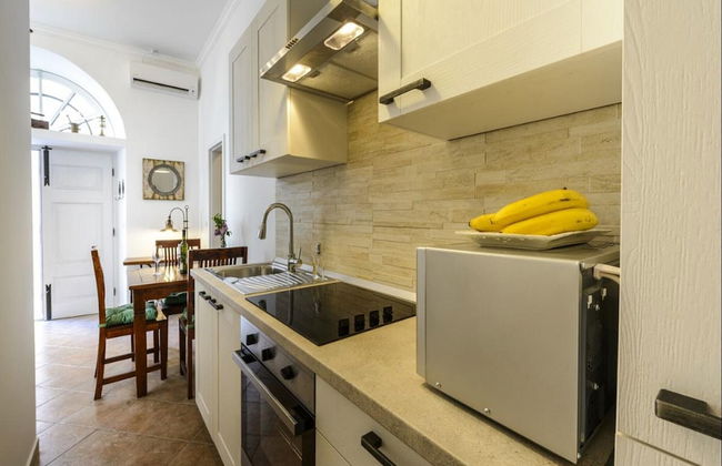 Apartments Franka Old Town - Photo 9