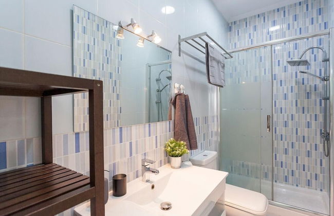 Sunny Urban Apt. Historic District - Sol - Photo 21