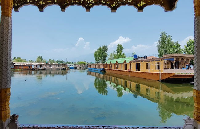 Shiraz Deluxe Houseboat - Foto 18