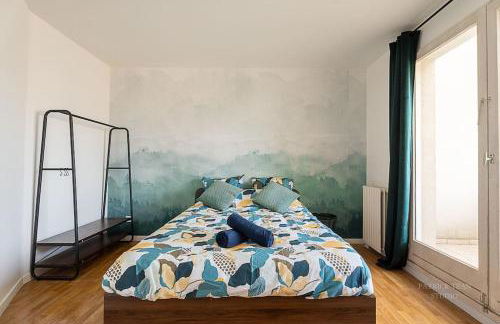 Confort & Spacieux Family Travel pour 6 - 10' to Disneyland Paris 25' to Paris - In front of Train Station Torcy RER A - Foto 5