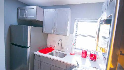 Nesty Stays - Photo 5, minibar