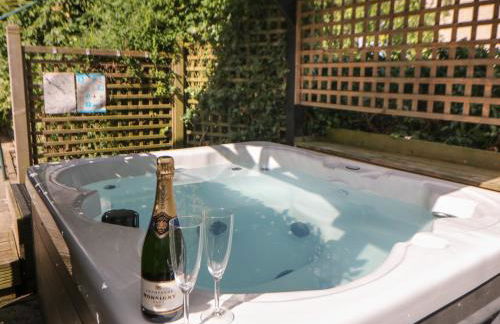 Shenton Cottage - Photo 3