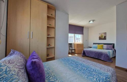 Amplio y céntrico piso en O Grove - Foto 3