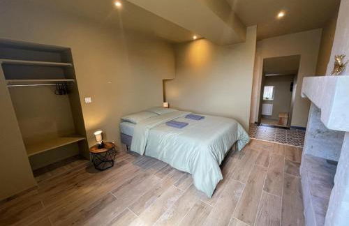 Gîte de Charme à Avoine avec Spa Privé et Jardin - FR-1-381-621 - Foto 24